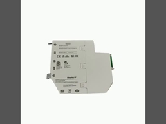 シュナイダー BMEP586040 PLC モジュール イーサネット通信モジュール