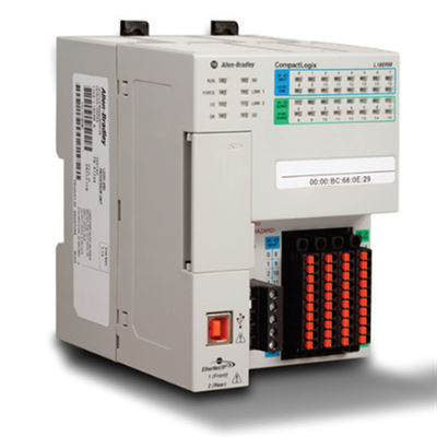 近さの入力安全リレーを締めているアレン ブラッドリー440R-GL2S2Tの監視